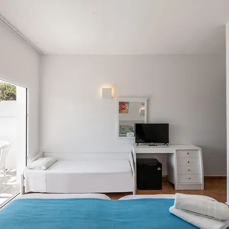 Guest house Neptuno 3*
