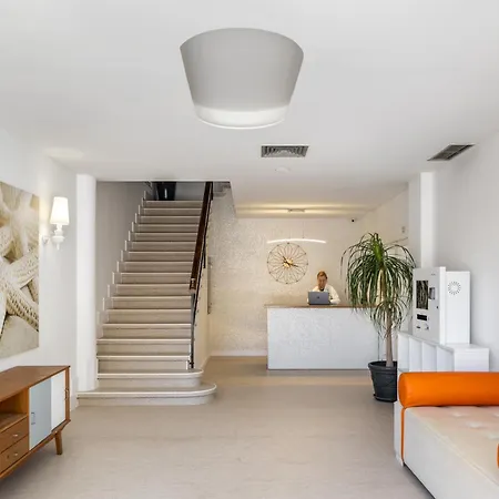 Guest house Neptuno Peguera