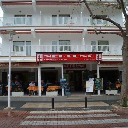 Neptuno Pensjonat 3*