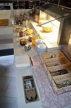 ホスタル ネプトゥーノ パゲラ