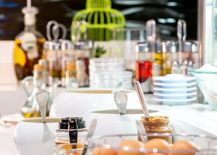 בית הארחה Neptuno 3*