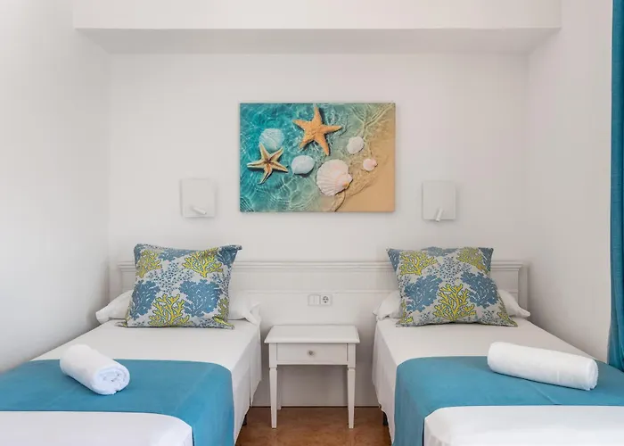 Neptuno 3* פגוארה