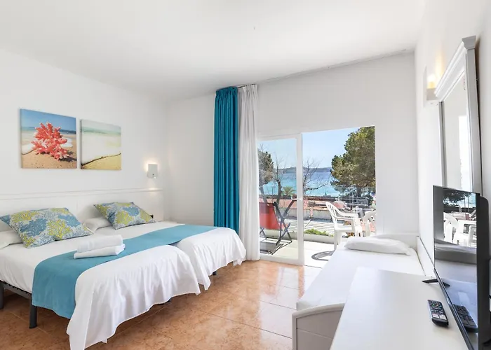 Neptuno בית הארחה פגוארה