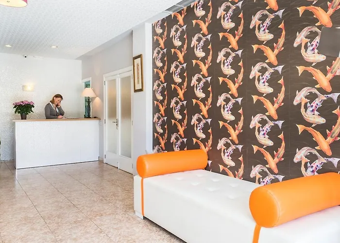 Neptuno בית הארחה