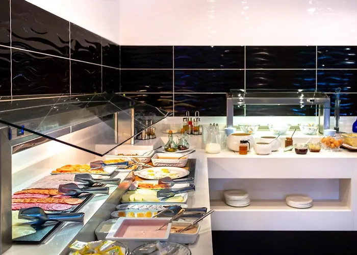 Neptuno בית הארחה פגוארה